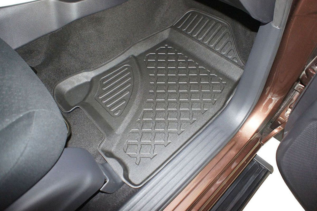 Covorase auto tip tavita Nissan Navara fabricatie 2016 - prezent 5