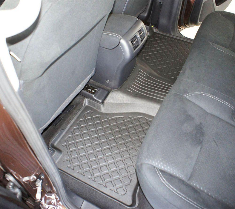 Covorase auto tip tavita Nissan Navara fabricatie 2016 - prezent 7