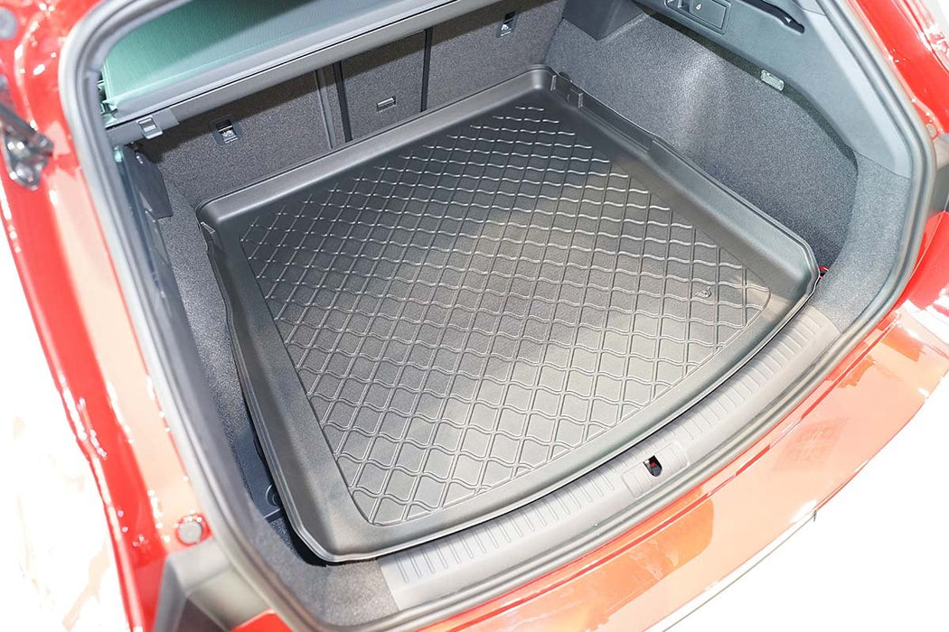Tavita de portbagaj Seat Leon e-Hybrid, caroserie Combi, fabricatie 2020 - prezent, portbagaj superior - 6