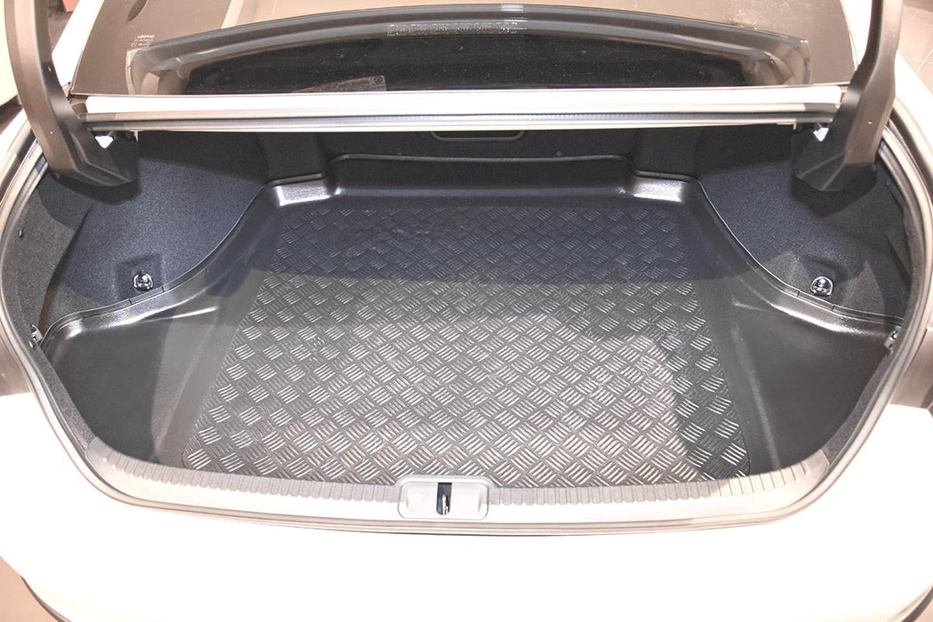 Tavita de portbagaj Lexus ES Hybrid, caroserie Sedan, fabricatie 09.2018 - prezent - 4