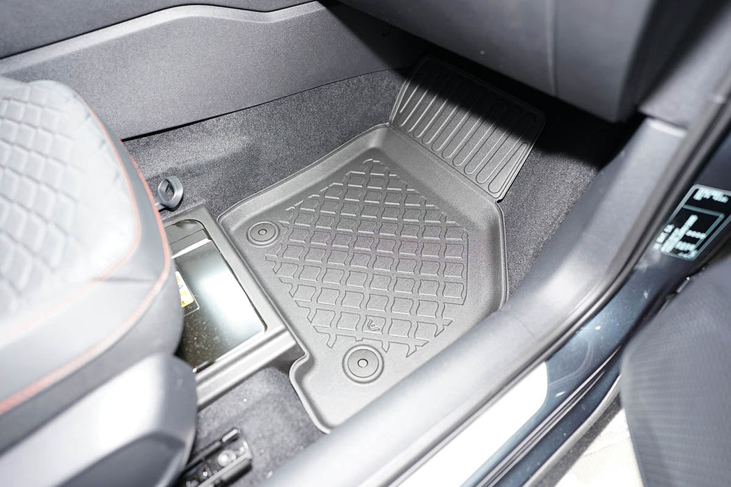 Covorase tip tavita Seat Leon IV MHEV, caroserie Hatchback, fabricatie 2020 - prezent #1