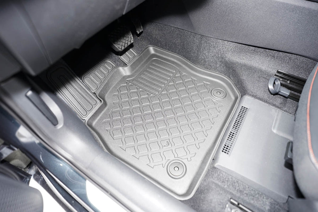 Covorase tip tavita Seat Leon IV PHEV, caroserie Hatchback, fabricatie 2020 - prezent - 3
