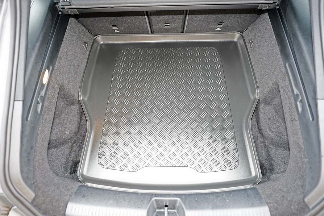 Tavita portbagaj Mercedes CLA X118 Shooting Brake PHEV fabricatie 06.2020 - prezent, caroserie combi #1