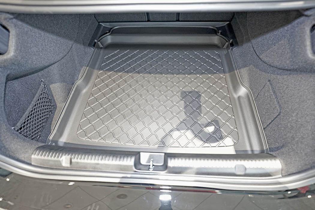 Tavita portbagaj Mercedes EQE V295 fabricatie 07.2022 - prezent, caroserie sedan #2