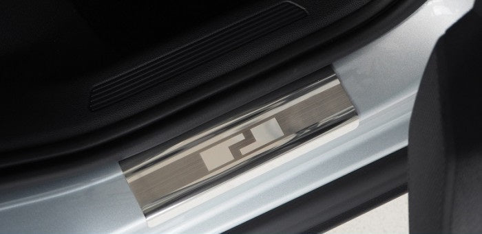 Protectii inox praguri usi Volkswagen T-Cross, caroserie SUV, fabricatie 04.2019 - prezent #1