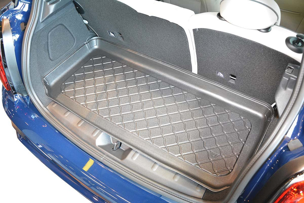 Tavita de portbagaj Mini Cooper III F56, caroserie Hatchback, fabricatie 03.2014 - prezent, 3 usi, portbagaj superior #1